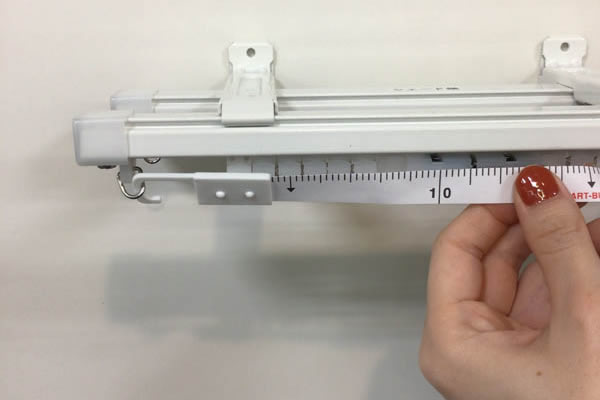 カーテンレイル 測る