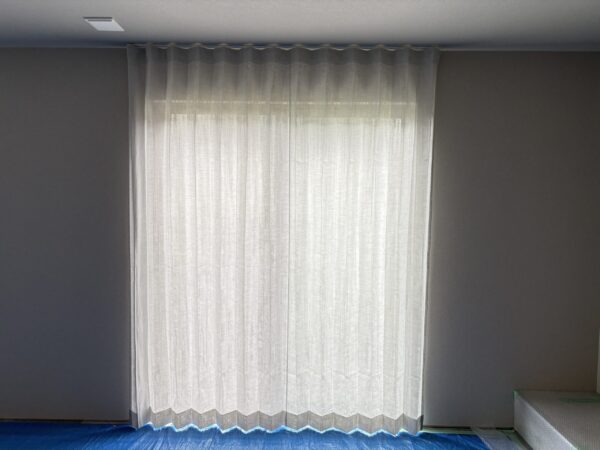 天井付けレール フラットカーテン