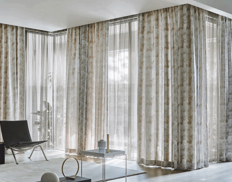 SUMINOE　コーナー窓